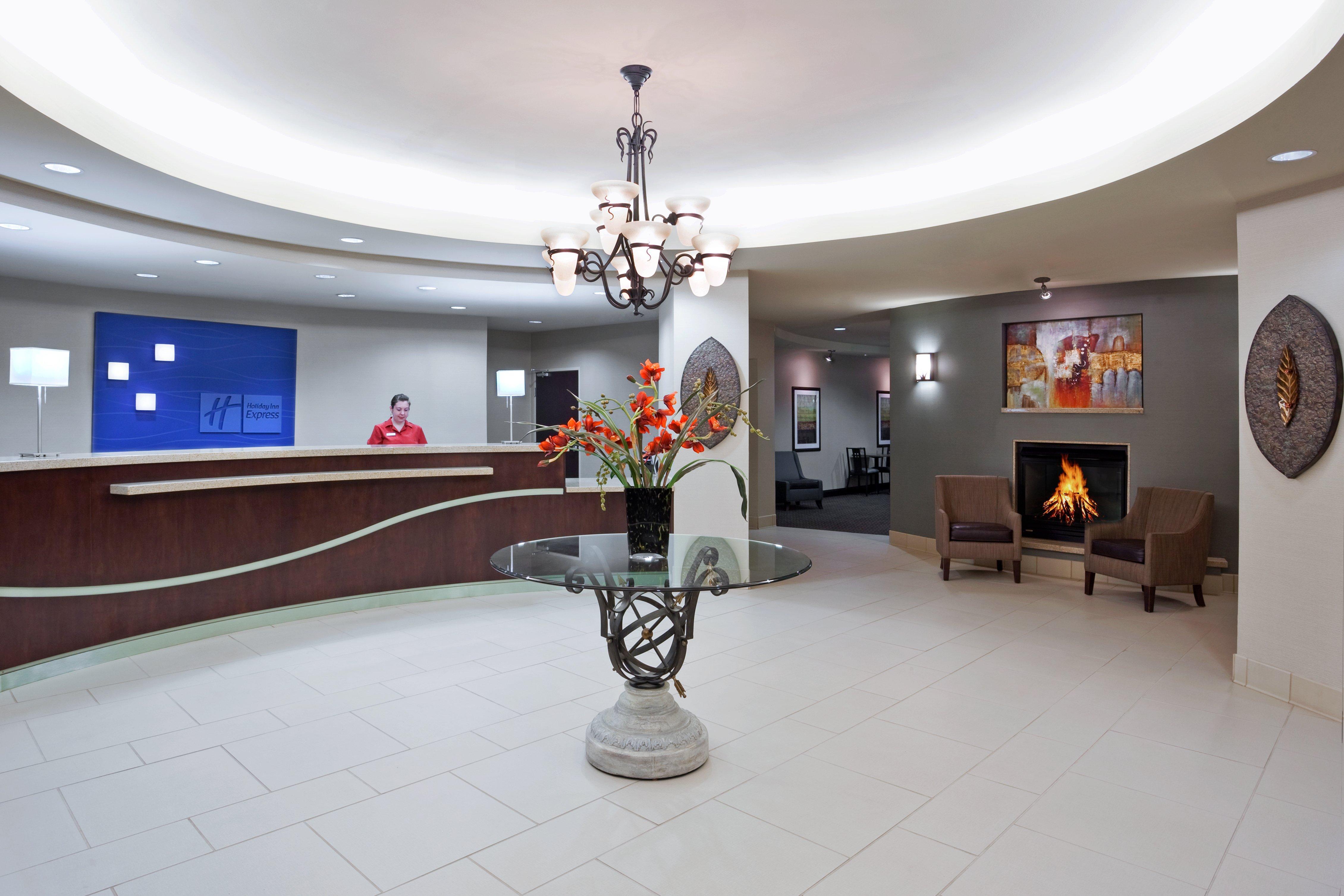 Holiday Inn Express & Suites Zanesville North By Ihg Exteriör bild